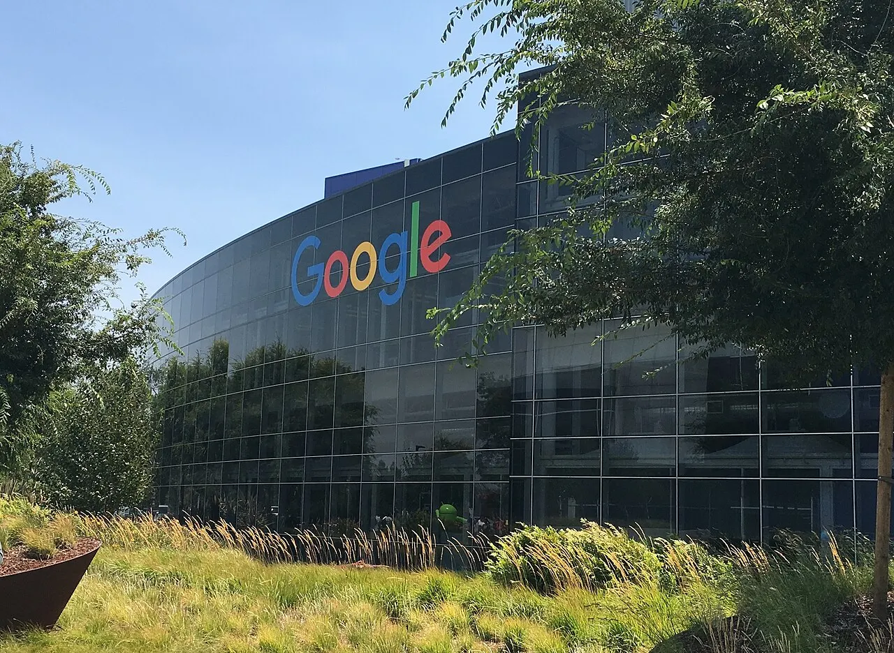 Google Loses $500 Billion in a Day as AI Search Hits Ad Revenue